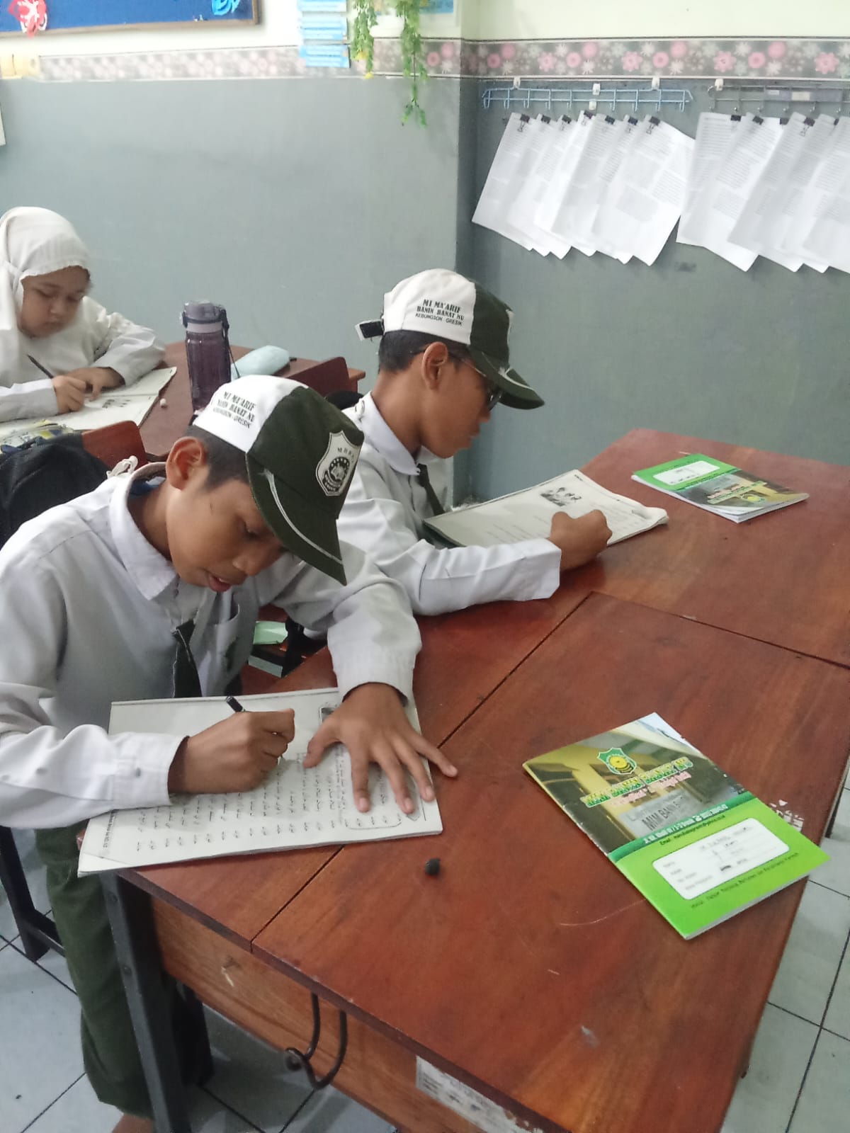PEMBELAJARAN BAHASA ARAB 6 TENTANG MUHADASAH